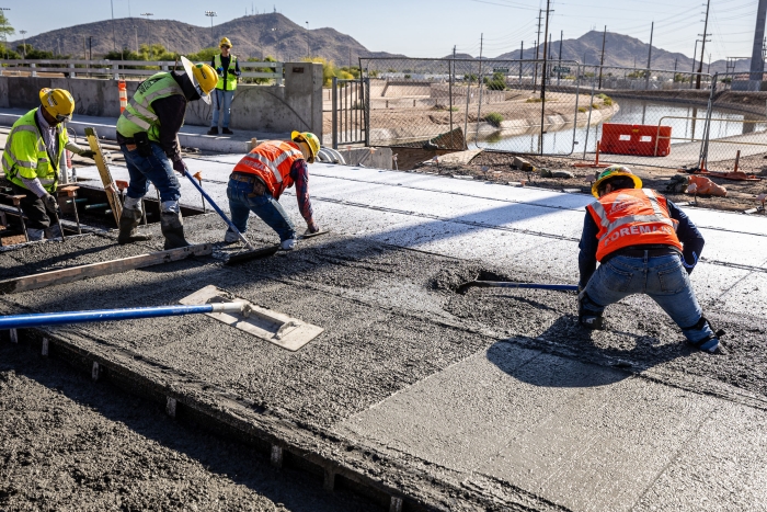 Phoenix Light Rail P6