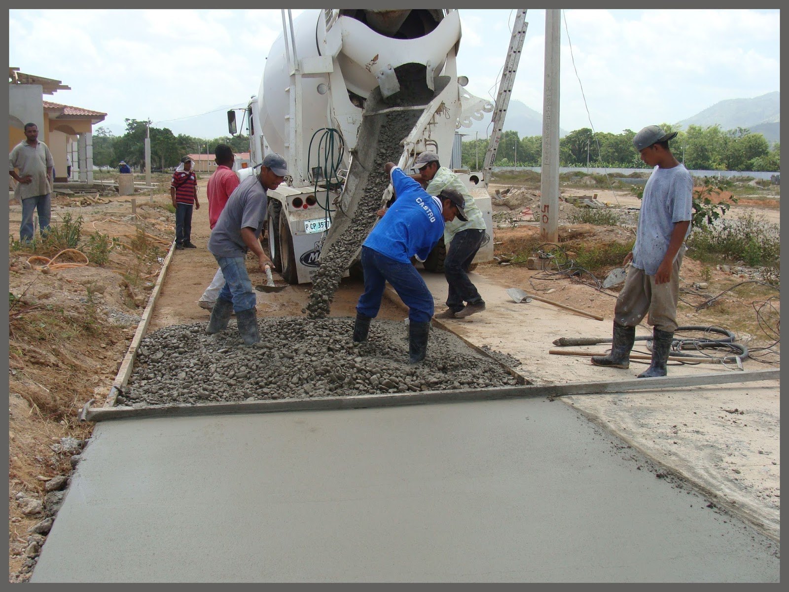 concrete-road-construction (1)